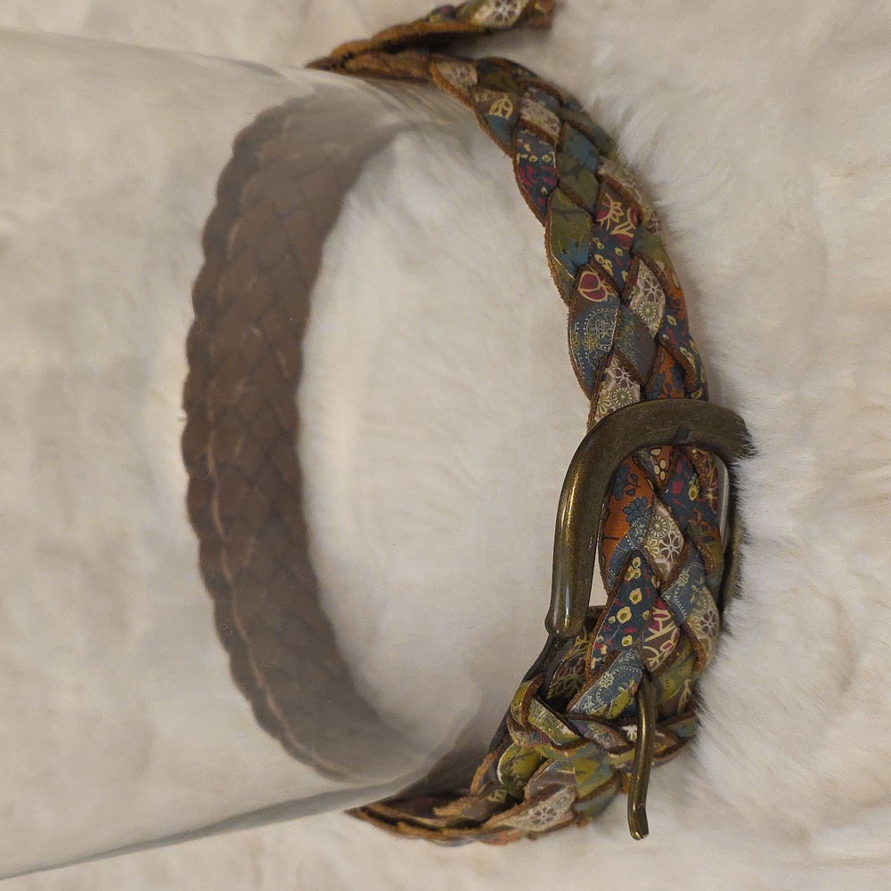 Vtg Fossil Colorful Floral Patterned Quilted Look Leather Braided Belt Womens OS - Picture 3 of 7